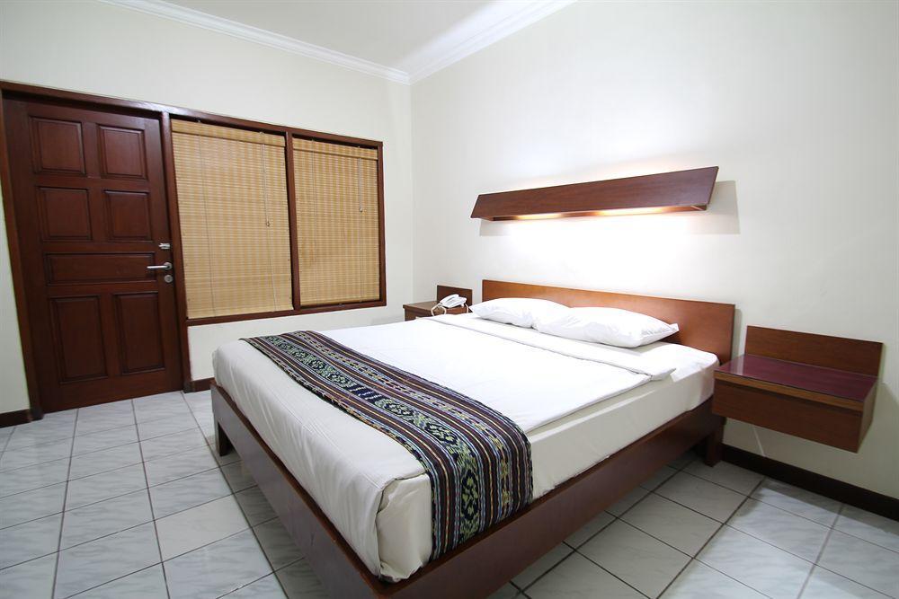 Paradiso Beach Inn Kuta Lombok Extérieur photo