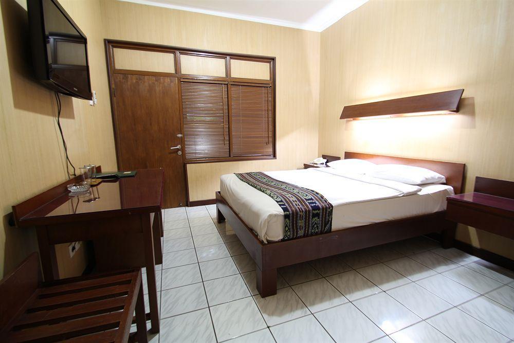 Paradiso Beach Inn Kuta Lombok Extérieur photo