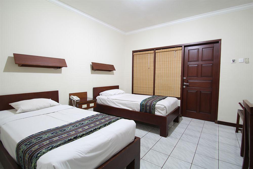 Paradiso Beach Inn Kuta Lombok Extérieur photo