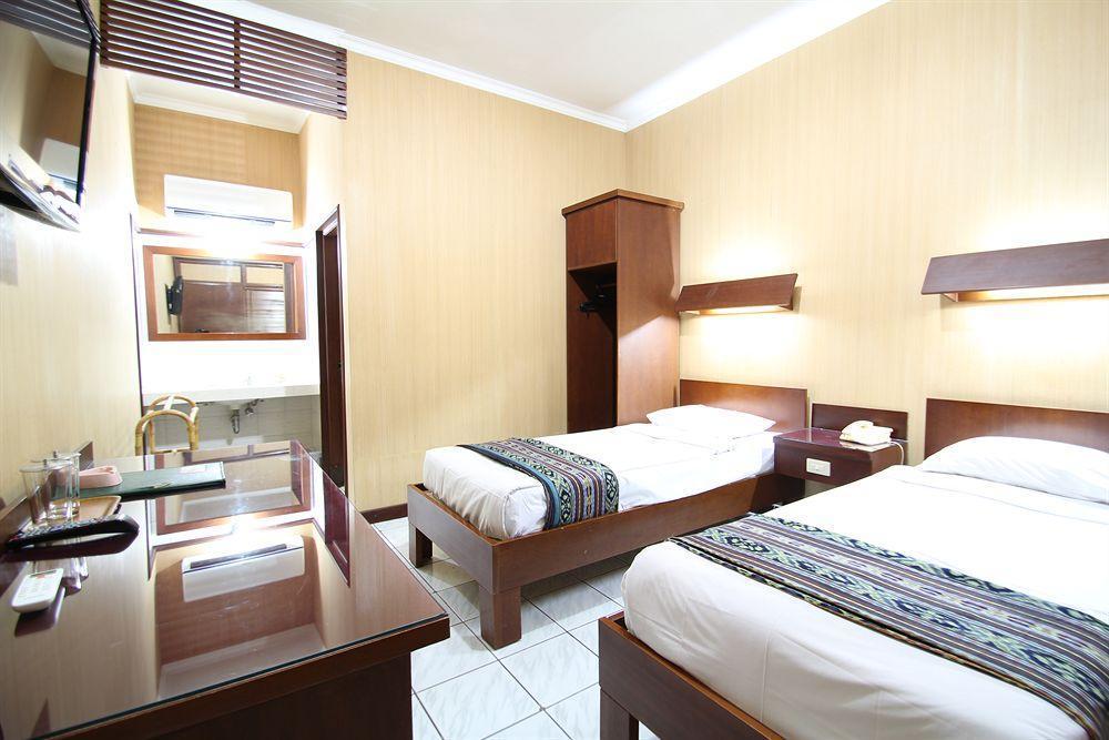 Paradiso Beach Inn Kuta Lombok Extérieur photo