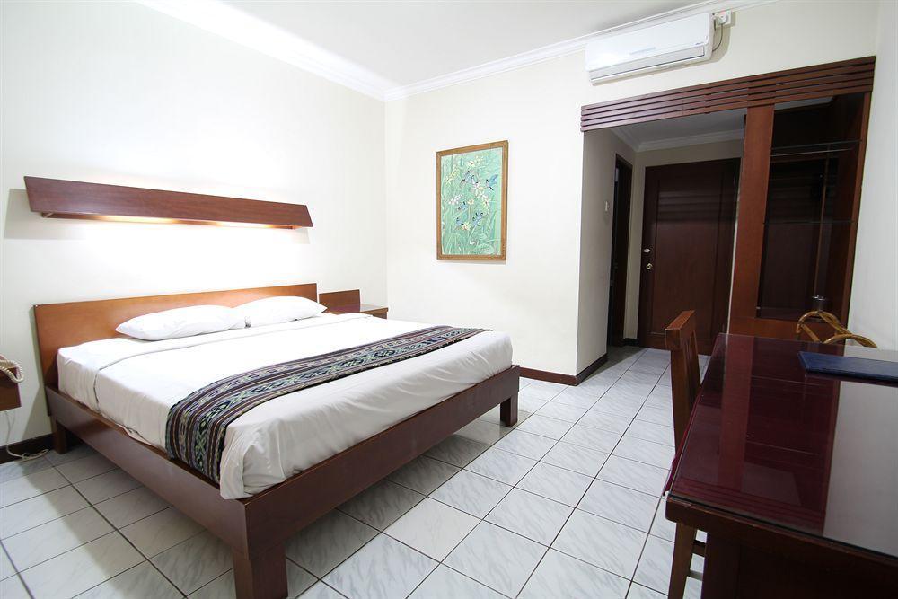 Paradiso Beach Inn Kuta Lombok Extérieur photo