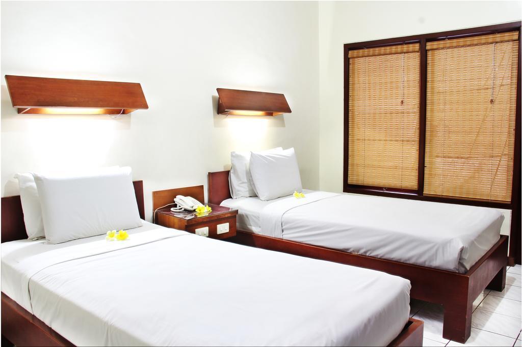 Paradiso Beach Inn Kuta Lombok Extérieur photo