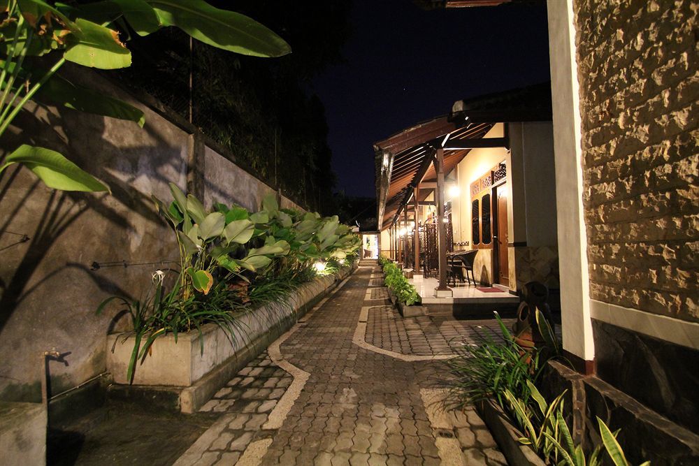 Paradiso Beach Inn Kuta Lombok Extérieur photo