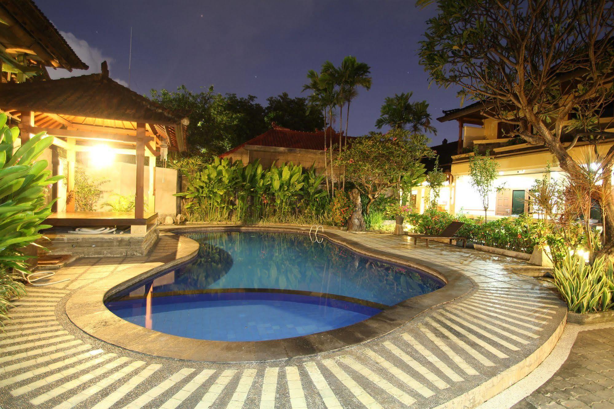Paradiso Beach Inn Kuta Lombok Extérieur photo