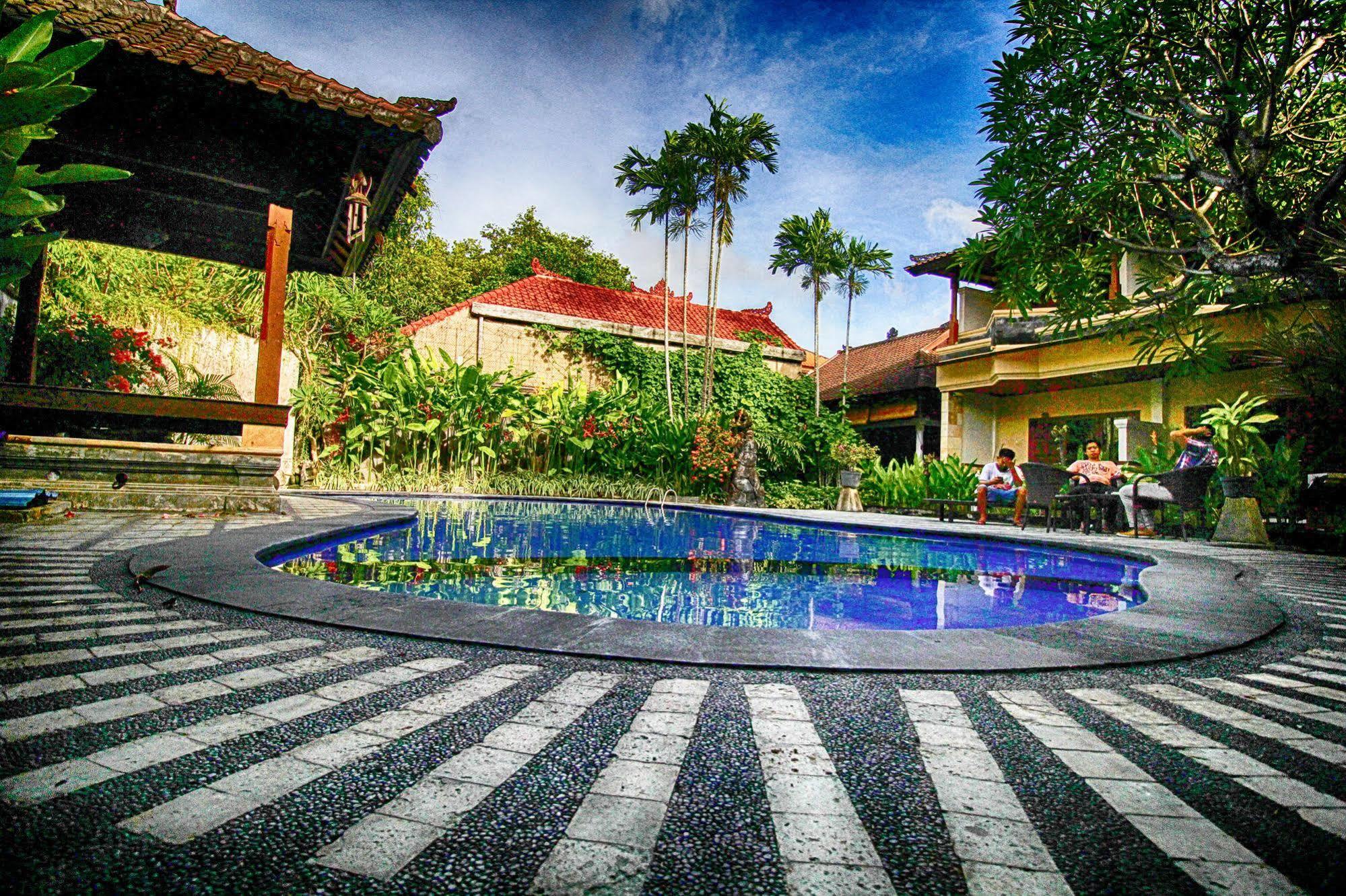 Paradiso Beach Inn Kuta Lombok Extérieur photo