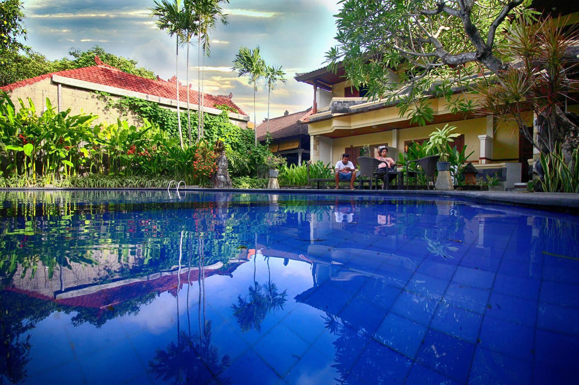 Paradiso Beach Inn Kuta Lombok Extérieur photo