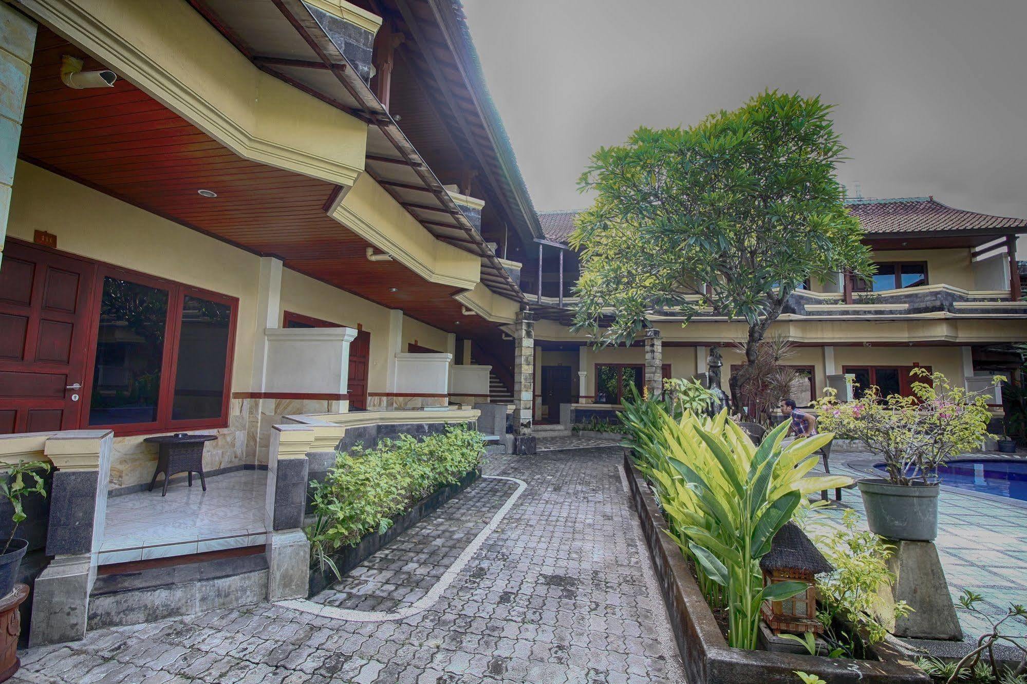 Paradiso Beach Inn Kuta Lombok Extérieur photo